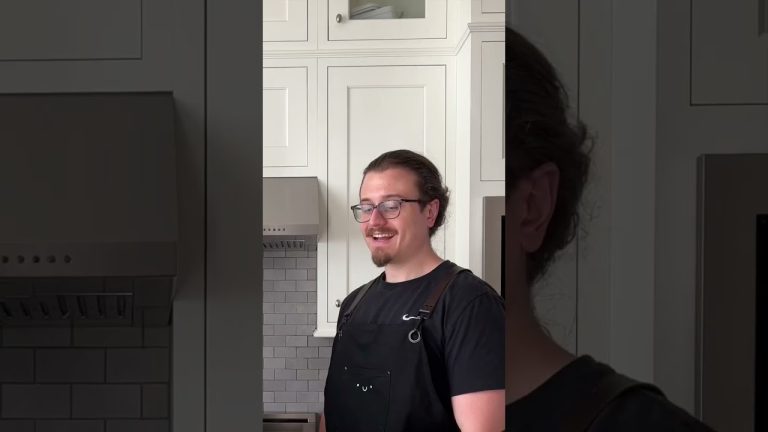 Insane Fried Chicken Sandwich w/@albert_cancook