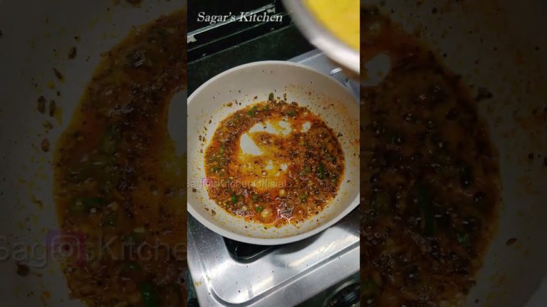 Bhutte ka Kees (MP)Indore Food Street Food Famous Recipe #youtubeshorts #shorts #viralshorts #corn