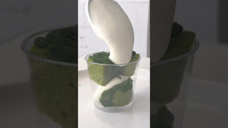 Must try shortcake cup 😋 | #shorts #shortcake #foodie #youtubeshorts