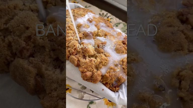 Do you like banana bread? 🥰 #bananabread #loafcake #recipe #homemade #baking #bananaloaf