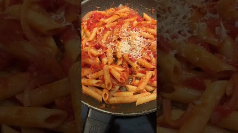 Spicy Bacon and Chorizo Pasta Recipe #shorts