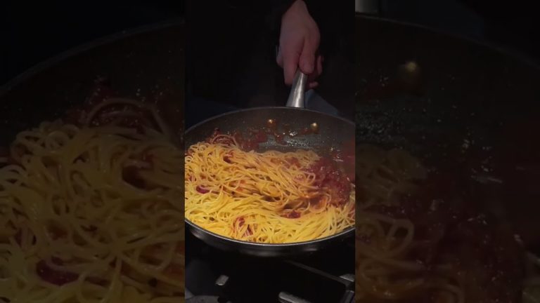 TODAY IS PASTA DAY || PASTA WITH TOMATOSAUCE