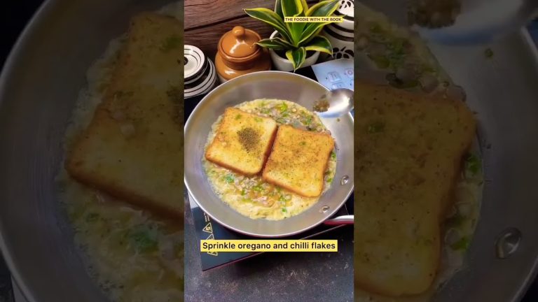 Bread Omlet 🥪| Dim Toast recipe|#shorts #youtubeshorts #ytshorts #shortsfeed #breadomelette #omlette