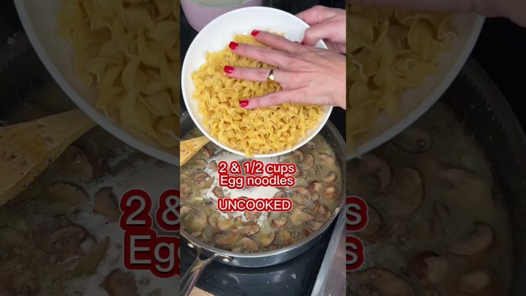 ONE POT | Beef stroganoff 🤯 #onepotmeals #beefstroganoff