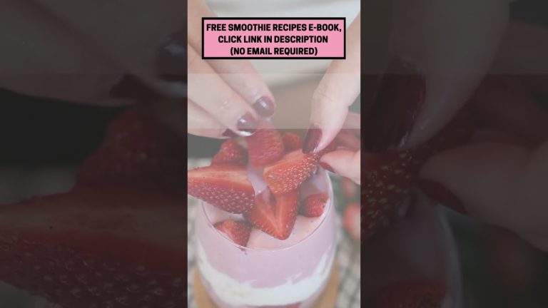 EASY Strawberry Banana Smoothie Recipe For Weight Loss – SIMPLE Meal Replacement! #shorts