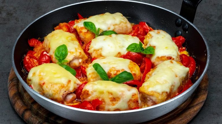 Now even my mom cooks these chicken rolls! A perfect recipe, in the pan