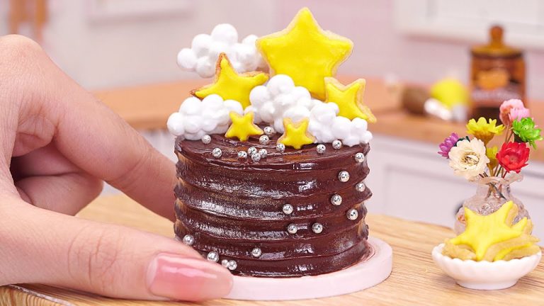 Easy Miniature Dreamy Chocolate Cake Decorating – Perfect Dessert Recipe | Design by Mini Bakery