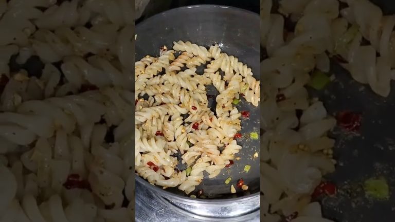 Chatpatta 😝 Pasta 😋 l Quick Pasta Recipe #shorts #viral #youtubeshorts