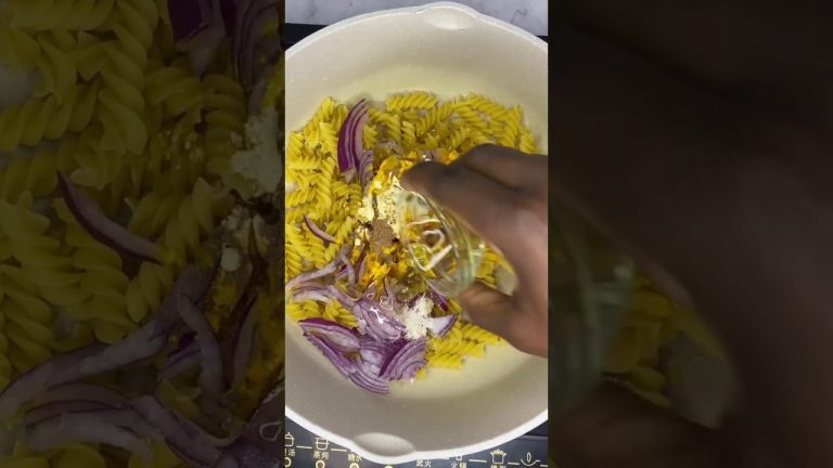 Easy Pasta Recipe in 5 minutes. #shorts #youtubeafrica  #pasta
