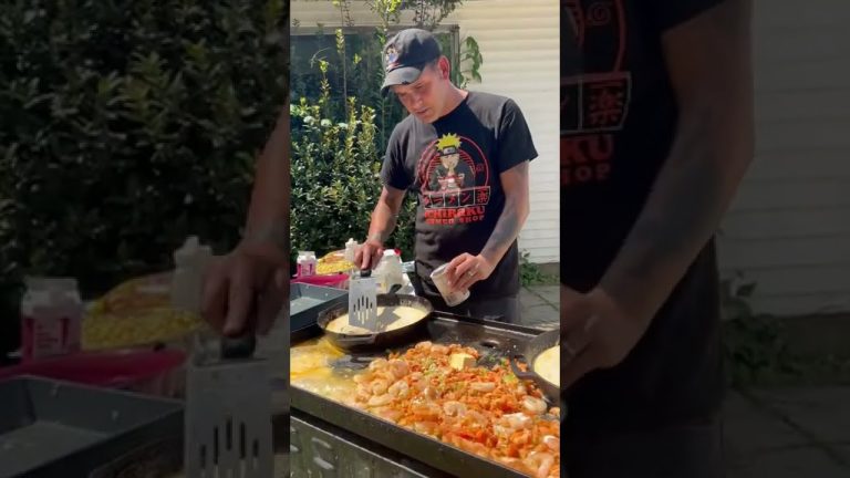 Quick & Easy Seafood Macaroni & Cheeses on the Flattop Griddle | Let’s Go!