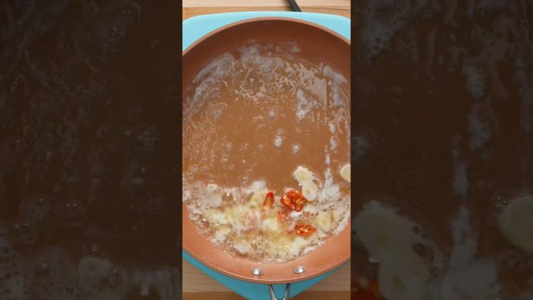 @samthecookingguy's Spicy Garlic Butter Pasta! – Dished #Shorts