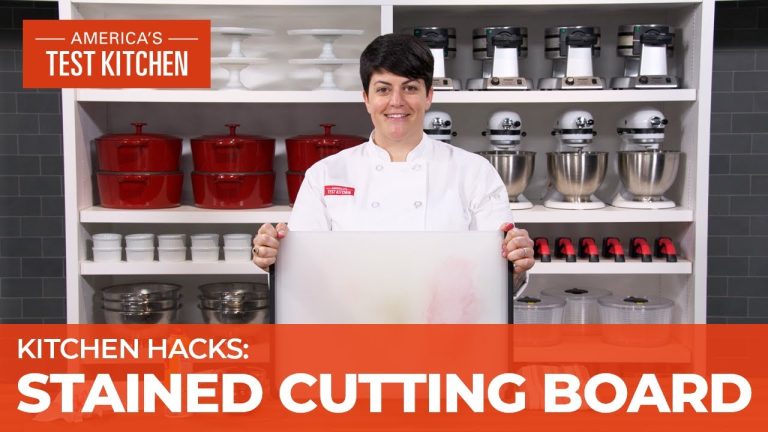 The Best Way to Avoid Staining a Cutting Board