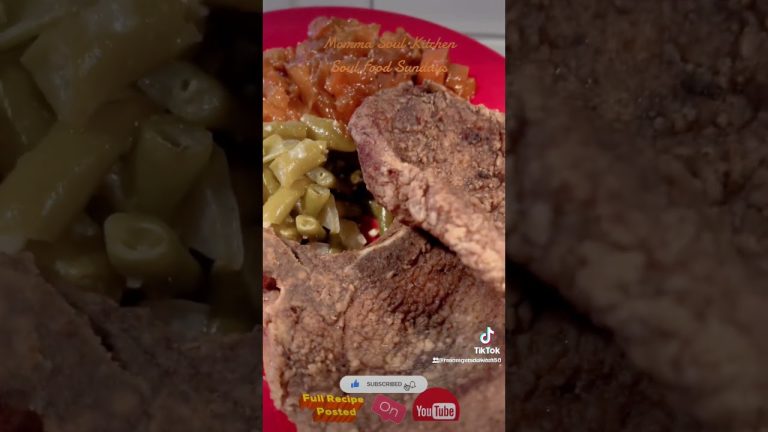 Soulfood Sunday- Fried Pork Chops, Candied Yams, Smacked Green Beans #mommasoulkitchen #cooking