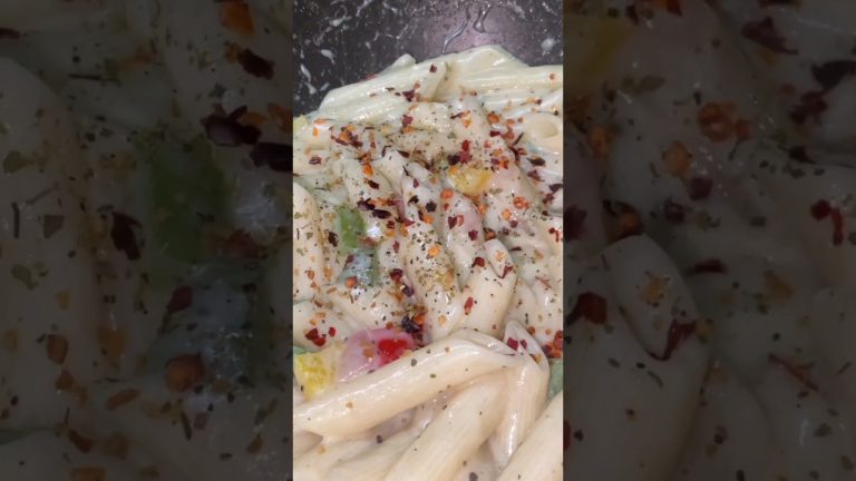 Pasta 🍝 #sreerecipes #pasta #foodshorts #sauce #italian #desi #chilli #snacks #streetfood