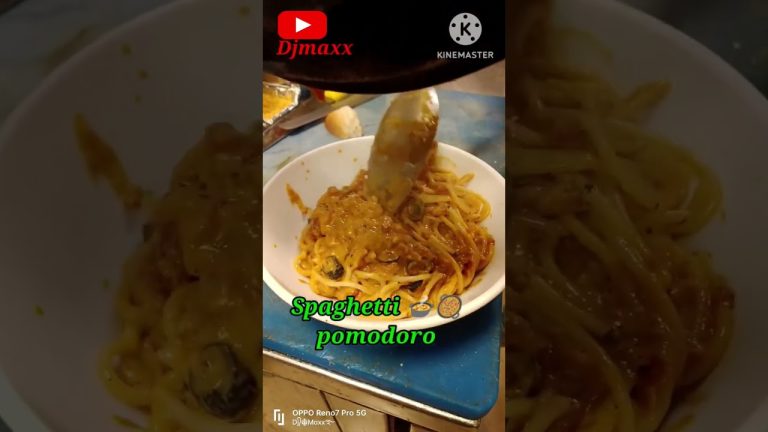 How to make Spaghetti pasta 🥘#cooking # WOULD FAMOUS PASTA RECIPE#IndianStreetFood#streetfood#shorts
