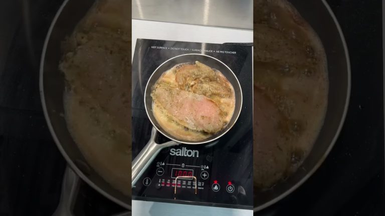 How to Pan Fry Chicken #shorts #dinner #recipe