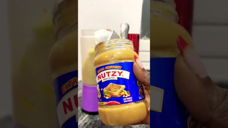 My weight gain smoothie recipe. #adulthood #shorts #youtubeshorts #smoothie #homemade