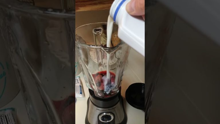 Would You Drink This  Smoothie? How I Made It #healthy #trending #viral #food #yummy #shorts #fyp