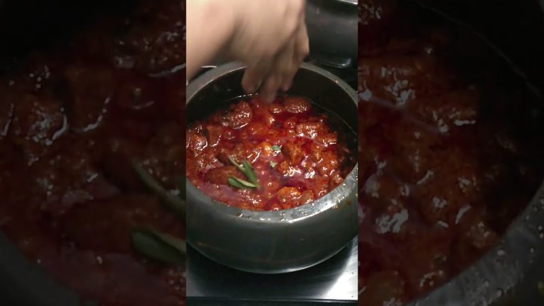 Pork Vindaloo | കിടുക്കാച്ചി രുചിയുലൊരു പോർക്ക് വിന്താലു 😋😋😍#shorts