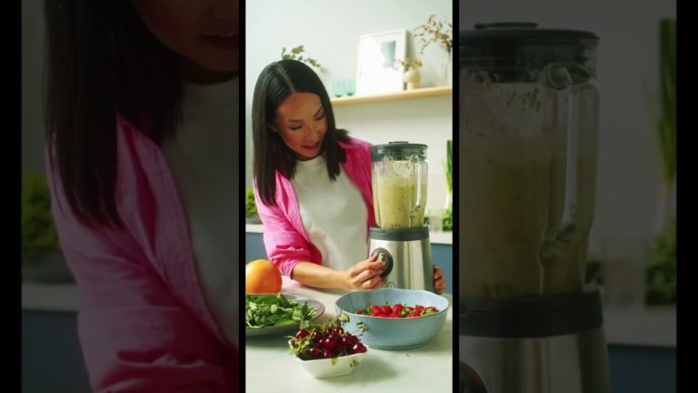 Avocado and Spinach Smoothie Bowl recipe that can be beneficial for the skin, hair, and nails