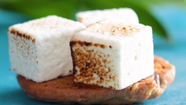 10 Nut Dessert Recipes to Satisfy All of Your Cravings