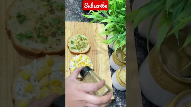 #shorts ek bar yeh recipe khalenge to domino’s ko bhool jayenge #garlicbread #cheese #corn #trending