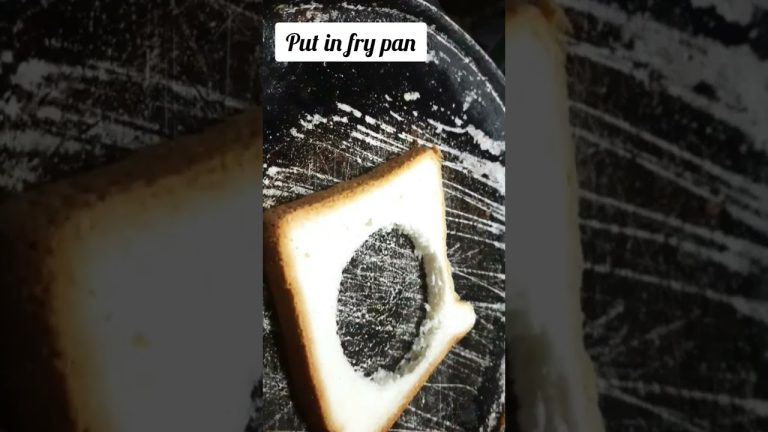 5minutes snacks recipe tamil|Bread cheese omelette|easy snacks to make at home tamil #shorts #snacks