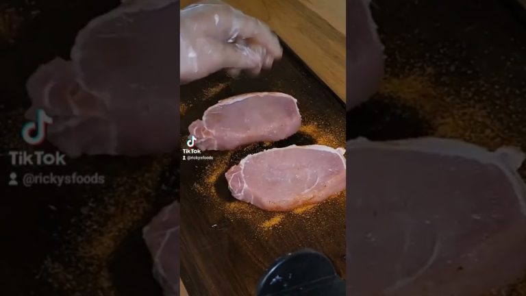 Quick & Simple Pork Loin Chops Recipe #shorts