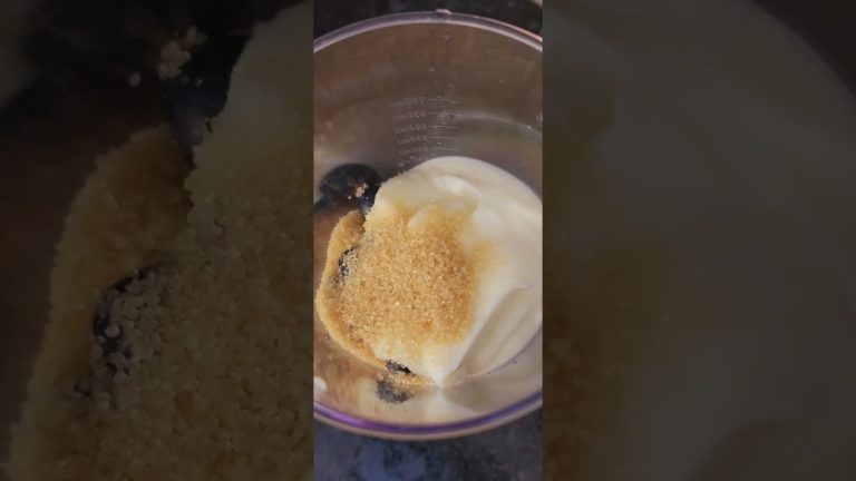 One of the best Breakfast hacks Strawberry and blueberry smoothie #shorts #ytshortsviral #shortsvira