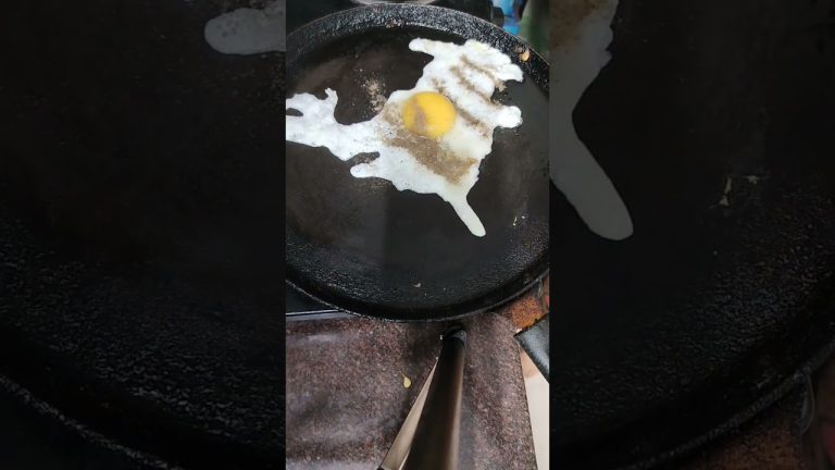 bread with egg pose tasty recipe  😋 subscribe pls