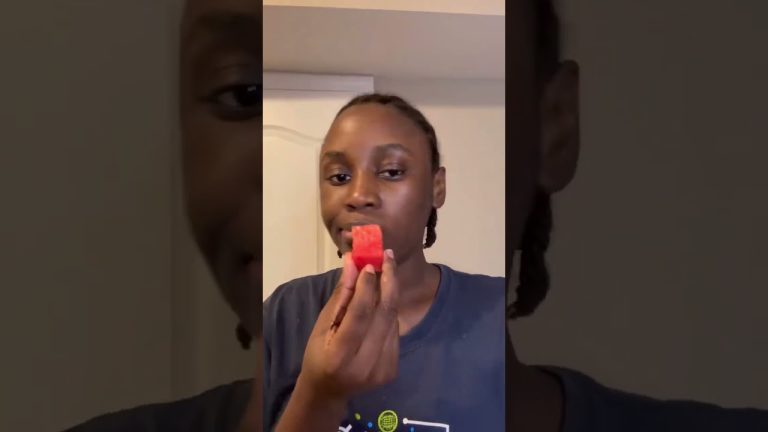 Try this SMOOTHIE recipe! Why eat it when you can just drink it.