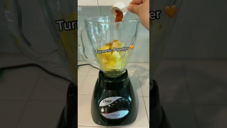 One of the recipes in our body transformation plan #smoothies #shorts