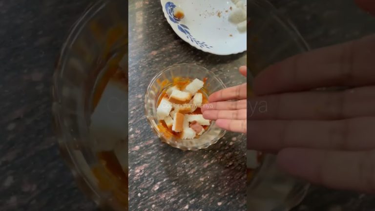 Cheesy bread recipe #shorts #shortsvideo #viral #cheese