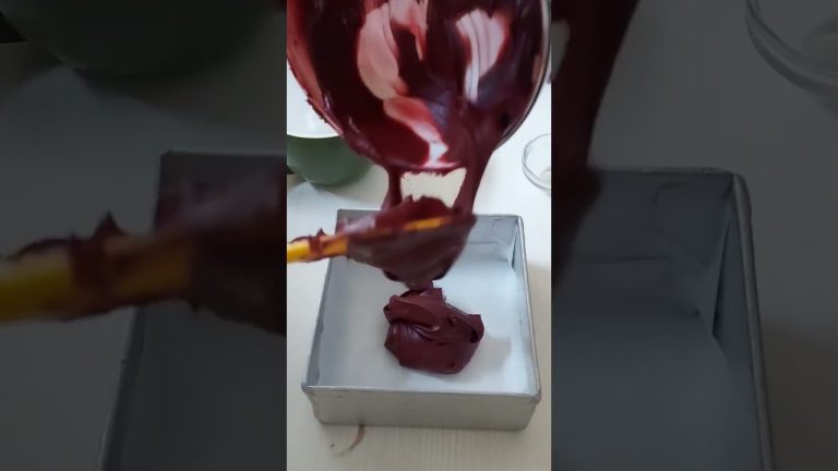 Red Velvet Brownie ❤️😋#shorts #chocolate #dessert#ytshorts #viral#youtube#recipe#funny#amazing