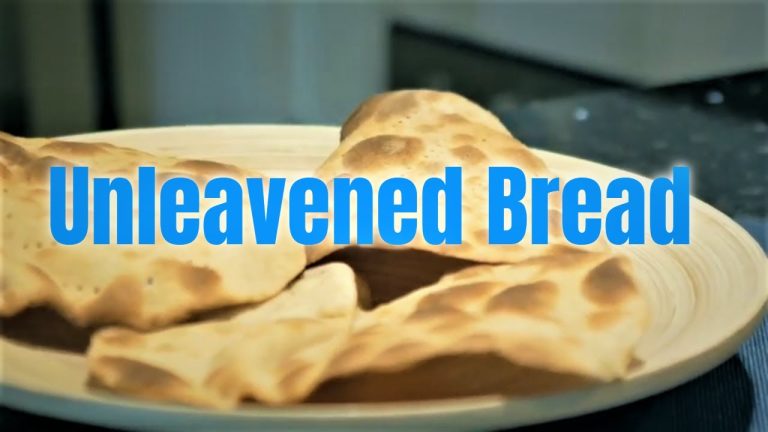 How to make Unleavened Bread — Matzo recipe for Pesach/Passover