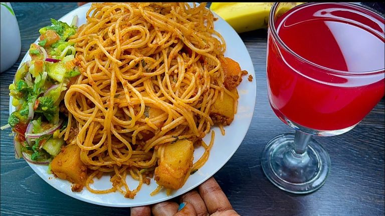 Hada kadib saan usameeyso baasto saldato fudud kucafici doono | Tasty pasta recipe in red sauce