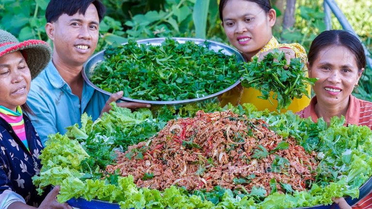 Spicy Kim Chay Beef Food Recipe in Village | Mixed Beef Salad Delicious Method | Village Cooking