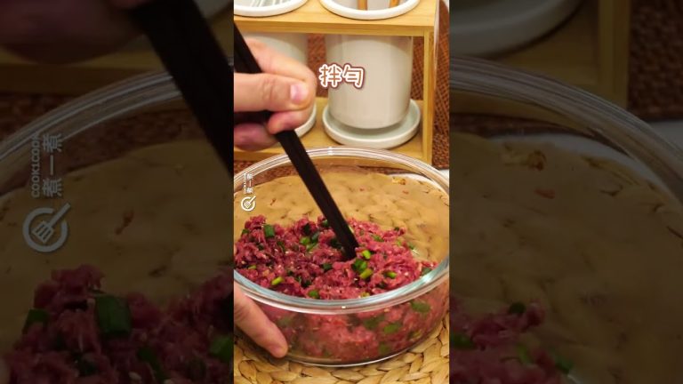 【勁多汁】爆汁牛肉煎餅 Juicy Beef Pie #勁Juicy #牛肉餅 #神還原 #小心辣嘴