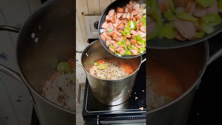 Bright Leaf Recipe: Smoked Sausage and Beef Chili