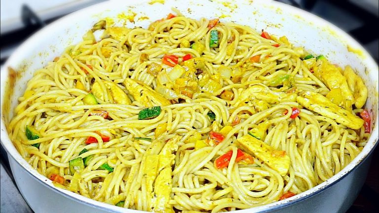 Pasta recipe | How to make a very easy and yummy coconut milk & vegetable pasta.