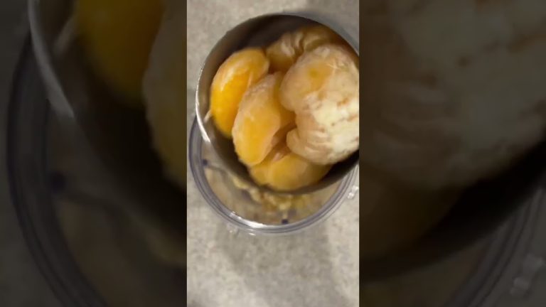 Ever tried an Apple, Orange, and Carrot Smoothie?!