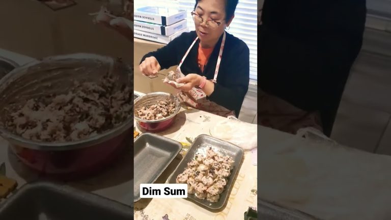 Cooking with Mom: How to Make Delicious Siu Mai in Just a Few Easy Steps