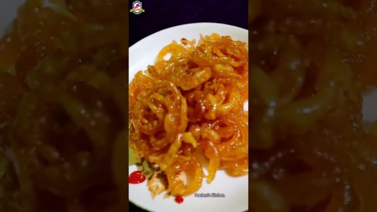 Instant Crispy Jalebi Recipe | 1 Minute Dessert Recipes | #shorts #youtubeshorts | Neelam's Kitchen