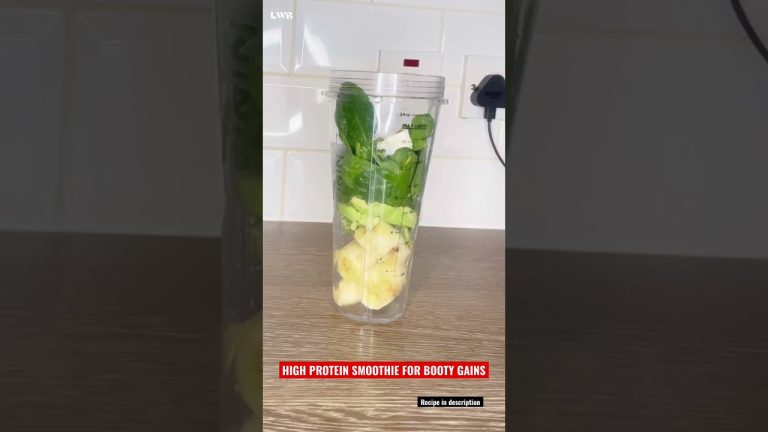 Healthy SMOOTHIE To Grow BIGGER BUTT | BOOTY GAINS Protein Shake