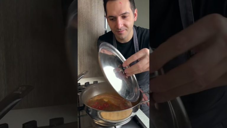 🍅 PACCHERI al COCCIO…che sughetto!🤤 #Shorts