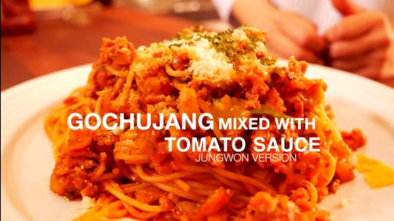 Spicy GOCHUJANG Pasta with Tomato / Korean Cooking with Jane