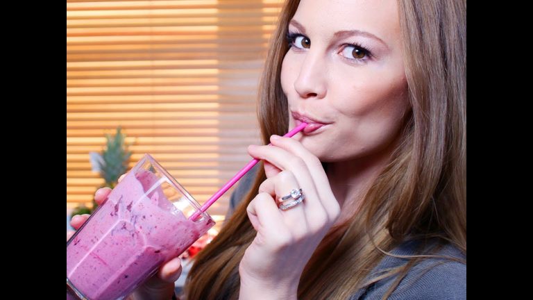 Healthy Breakfast Smoothie Recipe!