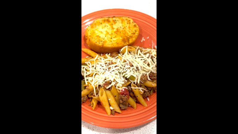 Quick Dinner | Beef Penne Pasta 🍝 #shorts #cooking #easyrecipe #food #pasta #italianfood #dinner