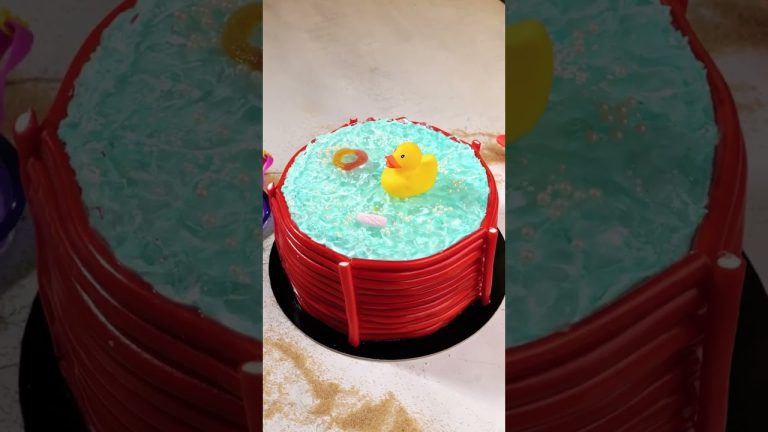 DECORATE A CAKE LIKE A PRO #SHORTS