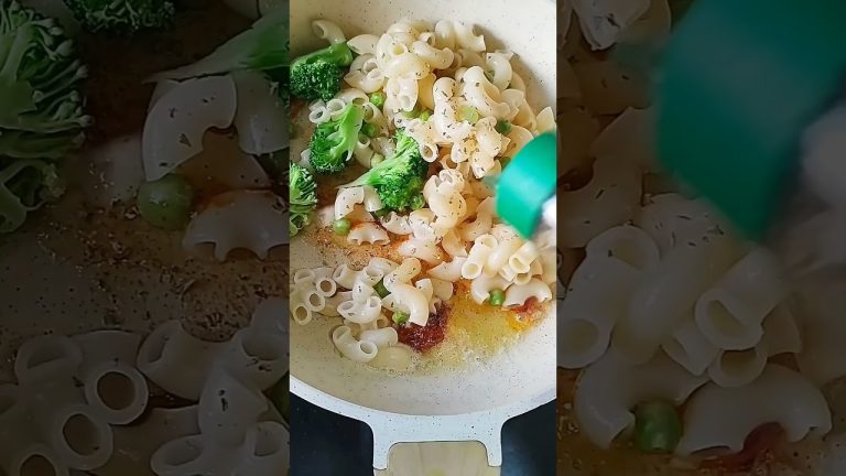 5 Minutes Lazy PASTA  🍝Quick & Recipe For Breakfast / Dinner 🔷 #shorts #youtubeshorts #cooking